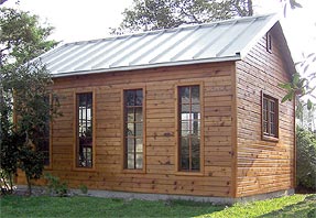 10 x 18 spa enclosure photo - click to enlarge